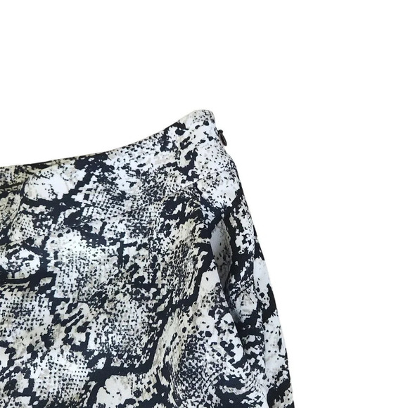 Express High Waist Pants Ponte Snakeskin Size 4 - Picture 2 of 6